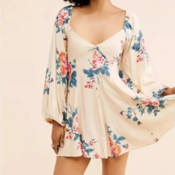 Gorgeous, Free People Francesca mini dress❤️ NWOT size Small - Picture 2 of 5